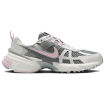 Nike V2K Run Pink Foam Naiste HQ4046-001 44.5 gray