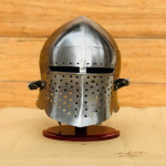 Autentne koopia 18 Guage Brass kapten keskaegne ratsav&auml;e Roman Helme