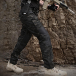 Tolerantsi v&auml;lisriided Taktikalised p&uuml;ksid Meeste lahtised mitme taskuga p&uuml;ksid Cargo p&uuml;ksid mitme taskuga p&uuml;ksid L