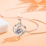 Armastuse inkrusteeritud tsirkoonist ripats, s&uuml;damekujuline, lihtne ja moodne temperamendiga kaelakee valge