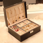 Naiste kahekorruseline ehtekarp Elegantne Euroopa stiilis ehtehoidla Suure ruumiga ehtehoidja kinkekarp 23*17*9cm roosa