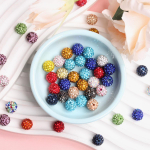 Kvaliteetne Disco Pave Clay 30tk T&scaron;ehhi kristallist vaher&otilde;ngas 10mm Rhinestone Rounddiscoball 30Pcs mitmev&auml;rviline