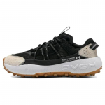 Under Armour Venture Must Antratsiit Tossud 3027212-001 42.5 must valge v&auml;rv