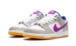 SB Dunk Low Rayssa Leal 47.5 EU hall