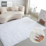 Lilla pl&uuml;&uuml;svaip lastetoale, suur &uuml;hev&auml;rviline pikkade juuste matt elutuppa, magamistoa pehme libisemiskindel matt 160x200cm