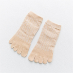 Naiste &uuml;hev&auml;rvilised varvasokid Viie s&otilde;rmega sokid, puuvillased pehmed khaki