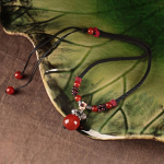 GemChic naiste uus vintage, lihtne punane ahhaathelmestega ripats kaelakee kett Mood s&uuml;nnip&auml;evaks j&otilde;uluehteid kingitus