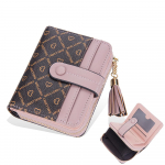 Naiste l&uuml;hike rahakott, lapiline tr&uuml;kitud ruuduline rahakott, mitu kaardipesa, paberklapiga, lukuga, nupuga m&auml;rkmikkott T&otilde;mblukuga m&uuml;ndikott Pu nahast kaardihoidja roosa roosa v&auml;rv