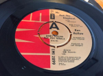 7-tolliline plaat KEN HOLLOW - Me And The Elephant EMI2899 EMI 1979 UK Pop Kasutatud