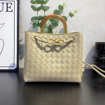 Piiri&uuml;lene uus logi k&auml;epidemega k&auml;sitsi kootud kott k&otilde;rgekvaliteediline ni&scaron;ikott naiste kott &uuml;he &otilde;la crossbody kott 25*10*22cm