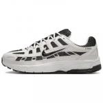 Nike P-6000 Sail Off-Noir IO8711-101 Vabaaja jooksujalatsid Meeste IO8711-101 40.5 valge