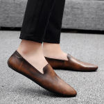 Uued moes meeste nahast madalad kingad Mugavad meeste vabaajajalatsid Slip-on Meeste v&auml;lisjalan&otilde;ud Split nahast s&otilde;idujalatsid 37 pruun