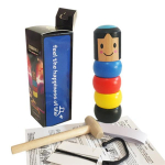 Maagilised rekvisiidid ei suuda v&otilde;ita V&auml;ike Puumees ei suuda v&otilde;ita Surematut Darumat J&auml;releandmatu Kurikael Square