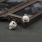 1 tk 12 * 14 mm sulamist mitme auguga tutitarvikud ehete komponentide valmistamiseks meisterdamiseks v&otilde;lukaunistus 12*14mm 1pcs kuld