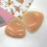 Seksikas bikiinid Push Up polsterdatud ujumistrikoo bikiinid, rinnahoidja paksemad hingavad k&auml;snrinnahoidja padi n&auml;htamatu pasta polsterdus silikoonist ujumisriided one size ihukarva