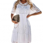 Naiste kleit, lilletikandid, pitsid, l&uuml;hikesed varrukad, &uuml;hev&auml;rviline kael, p&otilde;lvepikkusega plaaster S valge