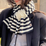 Kootud triibuline rist naiste s&uuml;gis- ja talvehooaja Korea versioon mitmek&uuml;lgne dekoratiivne paks soe sall