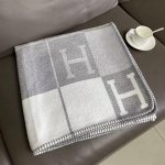 Kahev&auml;rviline paks kootud flanellist diivanitekk konditsioneeri jaoks 130x170 cm