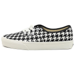 Vans Authentic Ruuduline Mugav Mitmek&uuml;lgne Madala s&auml;&auml;rega Rula kingad Unisex toss Must Valge VN000BW5YB2 36