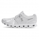 On Running Cloud 5 T&auml;ielikult Valge Naiste 59.98902 36