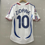 Vintage s&auml;rgid: AC Ronaldort, Zidane, Marti, Nigeeria, Mesa Hispaania, Gerrard rahvuskoondis s size (height 165-170, weight 50-60kg) yellow