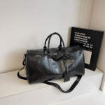 K&auml;eshoitav reisitasku naistele Suure mahutavusega PU Retro Pagasikott Spordikotid Fitnessikotid Disainerkotid Crossbody kott naistele must