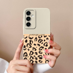Korpuse kate Samsung A55 S24+ M15 A15 S24 Ultra F15 A35 Shell Fashion must ja valge Leopard Print vedel silikoon Pehme telefonikotid Capas for Galaxy Samsung A15