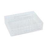 L&auml;bipaistev kosmeetika hoiukarp, lauasahtel, nahahooldustooted, kummut, &uuml;hiselamu huulepulk, akr&uuml;&uuml;li hoiuriiul puhas