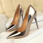 mood L&auml;&auml;ne stiil &Auml;&auml;rmiselt k&otilde;rged Lakknahast Metallkingad Naistele P&otilde;hilised Pulmad Naiste Stilettos Madal suu Terav nina Pidu 9511-7 34(Foot22cm)