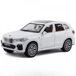 Uus 1:32 skaalaga BMW X5 sulamist automudel, survevalatud m&auml;nguasja valgusheli maastur, 6 uksega avatav miniatuurne s&otilde;iduk, lastekollektsioon, ehted valge