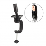 Uus juuksuripraktika koolitus Mannekeenipea musta klambriga