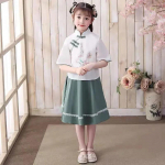 T&uuml;drukute Hiina stiilis Hanfu Cheongsam: Tangi &uuml;likond, t&auml;iustatud disain kevad- ja suveetenduste jaoks 150 cm valge