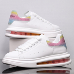 Meeste ja naiste spordijalatsid, naiste &otilde;hkpadjaga valged kingad, meeste mustad kingad, paksu tallaga t&otilde;stvad vabaajajalatsid 36