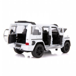 K&otilde;rge simulatsiooniga maastur survevalatud m&auml;nguautomudel S&otilde;iduki helivalgus, tagasit&otilde;mbamine, laste m&auml;nguasjade kingituste kollektsioon