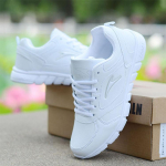 Kevadised ja s&uuml;gisesed nahast pinnaga tossud veekindlad vabaajajalatsid Valged jooksujalatsid Tudengite moodsad kingad Valged tossud Unisex kingad Tennis 39