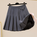 S&uuml;gisel ja talvel uus k&otilde;rge v&ouml;&ouml;kohaga &otilde;huke plisseeritud seelik College Style a Word Half 2XL must