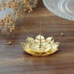 Kuldne viirukip&otilde;leti pulgahoidja Buddhism Lotus Line viirukiplaadi alustemplid