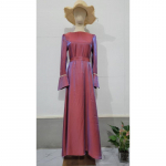 Uus saabumine naiste pikk kleit s&auml;delev glasuur, satiin L&auml;his-Ida stiilis r&uuml;&uuml; Elegantne kleit S