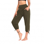 Naiste l&uuml;hikesed p&uuml;ksid elastse v&ouml;&ouml;kohaga, vabaaja p&uuml;ksid taskutega, paeltega mansetid, &uuml;hev&auml;rvilised jooksu- ja rattap&uuml;ksid XL valge