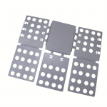 Plastikust riiete voltimislaud Lihtne ja kiire laste pesupesemiskaust s&auml;rk voltimislaud Kodune hoiustamist&ouml;&ouml;riist lastele lastele T&auml;iskasvanud hall