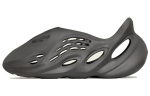 Yeezy Foam Runner Adidas Originals 'Carbon' IG5349 39