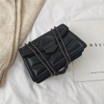 Rivet Chain v&auml;ikesed Crossbody kotid naistele &Otilde;lakott Lady k&auml;ekotid 23.6*16.5*9.5cm