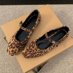 Leopard ruudukujulise ninaga naiste mokassiinid korterid mood s&uuml;gava pandlaga kingad 2026 kevad naiste elegantne pehme tallaga Mary Jane kingad 35 leopard