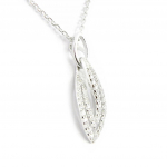 Altesse [H3377] &ndash; valge 'Goddess' h&otilde;bedane kaelakee valge