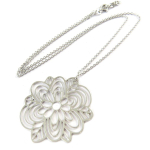 Les Tr&eacute;sors De Lily [Q1116] - Collier cr&eacute;ateur 'Flora' argent&eacute; (rhodi&eacute;) - 45 cm 40 mm h&otilde;be