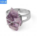 Naturaalsest t&ouml;&ouml;tlemata kruusakristallidest s&otilde;rmus, reguleeritav avamisr&otilde;ngas naistele Amethyst