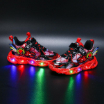 2024 Kids Fashion LED valgusega spordijalatsid vabaaja hingavad pehme p&otilde;hjaga tossud 24 punane