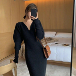 Elegantne pikk valge kudumiskleit naiste talvine V-kaelusega pikkade varrukatega kehakleit Korea kontori naiste k&otilde;rge v&ouml;&ouml;kohaga vintage kleit S must