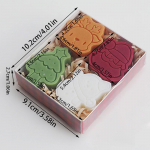 J&otilde;ulude lumememme lumehelbe l&otilde;hnak&uuml;&uuml;nal J&otilde;ulupuu piparkoogimehe p&otilde;drakujuline k&uuml;&uuml;nal