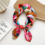 Puuvillane ja linane v&auml;ike kandiline sall siidist sall Naiste kevadine ja s&uuml;gisene uus stiil Kunstiline ja mitmek&uuml;lgne moodne temperamendiga peav&otilde;ru sall 70*70cm